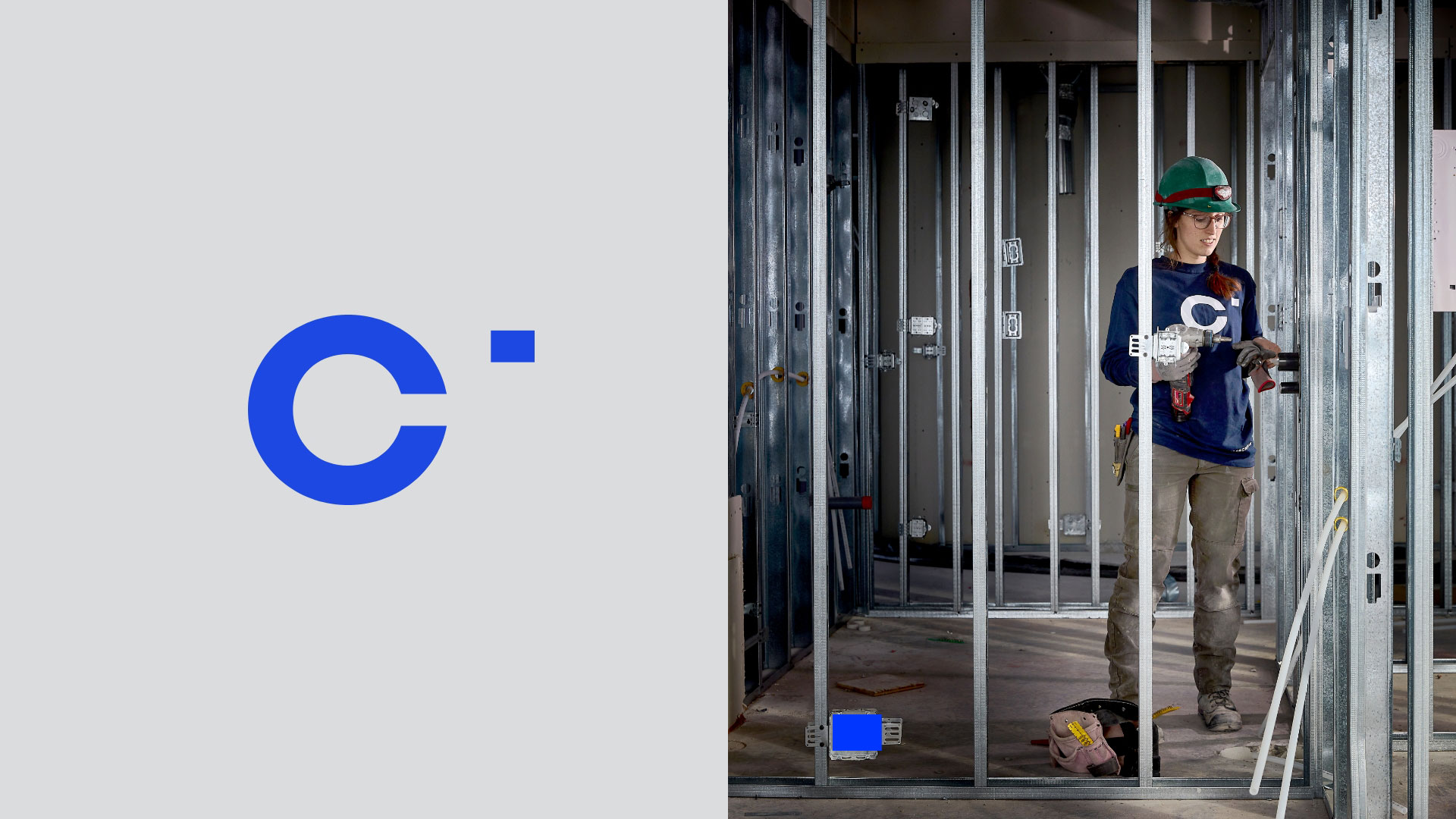 Photos de construction avec logo Charbonneau